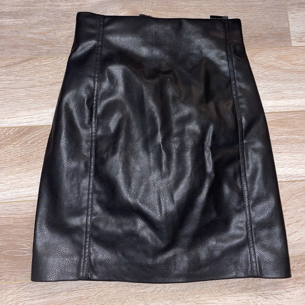 H&M black Leather skirt